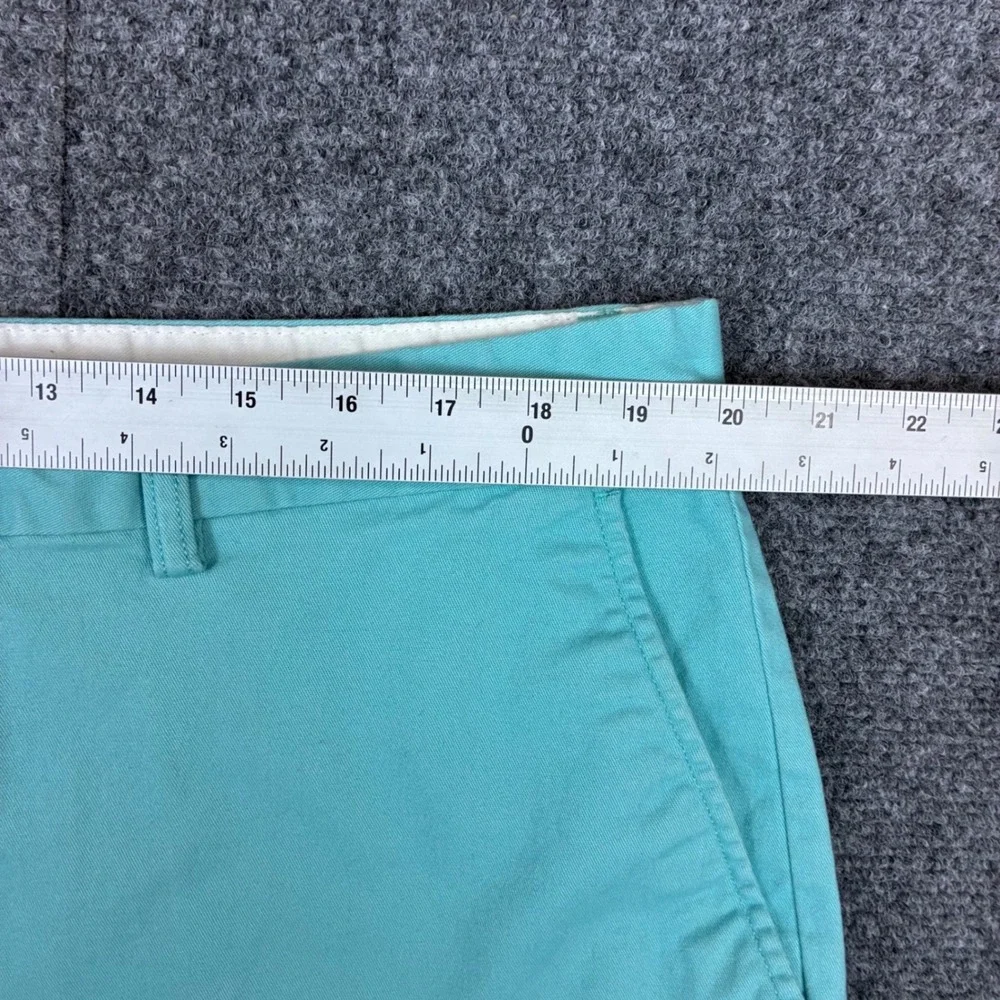 Old Navy Mens Ultimate Slim Built-In Flex Chino Shorts Mint Green Size W38